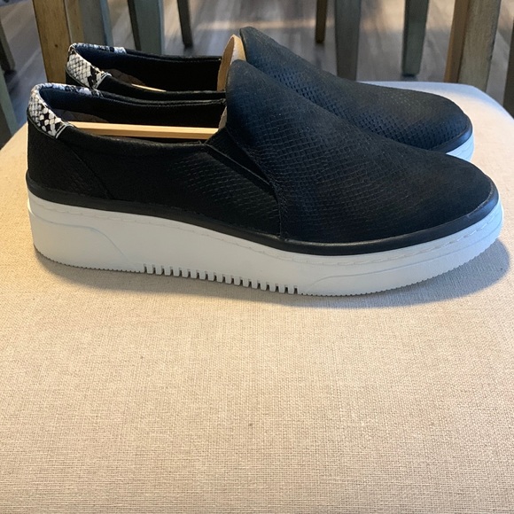 Dr. Scholl's Everywhere Suede Slip-On Platform Sneakers size 9.5 NIB - Picture 4 of 7
